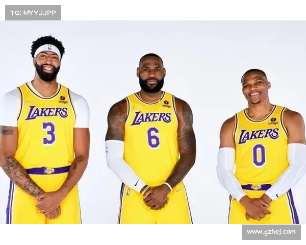 季前赛练兵成关键年轻球员出场时间分配成为检验教练智慧的重要考题